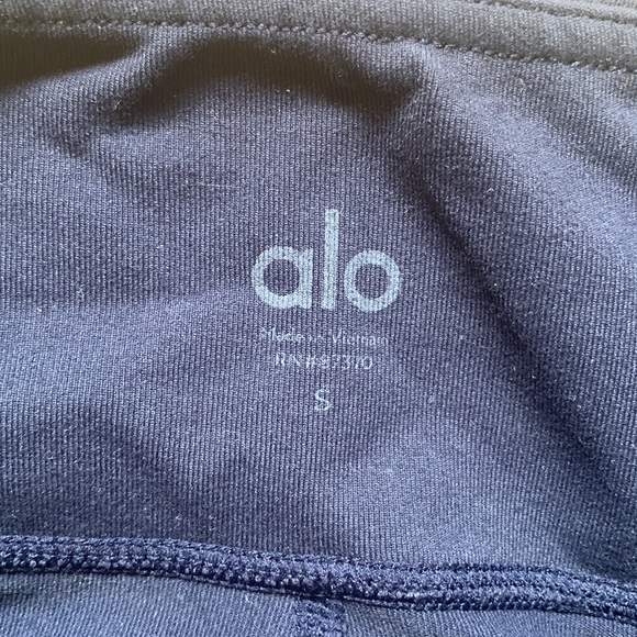 Alo yoga moto leggings - Picture 3 of 4